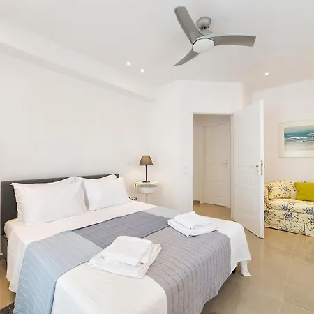 Apartment Alexander In Paros *